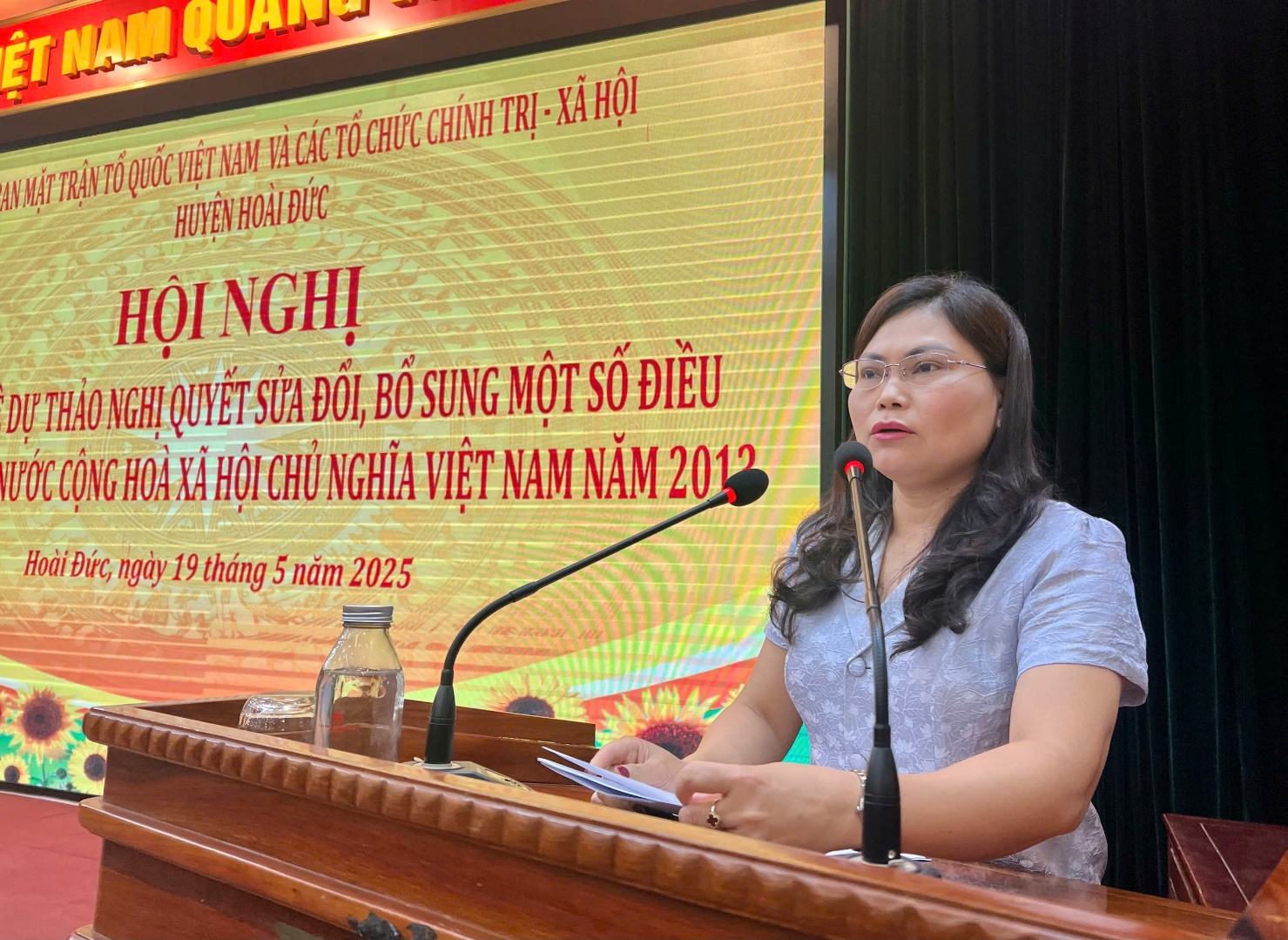 Ủy ban MTTQ Việt Nam huyện lấy ý kiến góp ý dự thảo sửa đổi, bổ sung Hiến pháp năm 2013- Ảnh 2.
