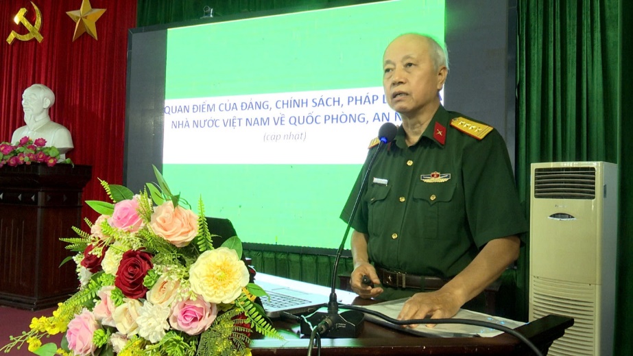 An Khánh bồi dưỡng, cập nhật kiến thức quốc phòng và an ninh cho đối tượng 4 năm 2025- Ảnh 4.