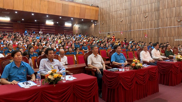 Hoài Đức phát động Tháng hành động về An toàn, vệ sinh lao động và Tháng Công nhân năm 2025- Ảnh 3.