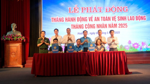 Hoài Đức phát động Tháng hành động về An toàn, vệ sinh lao động và Tháng Công nhân năm 2025- Ảnh 7.