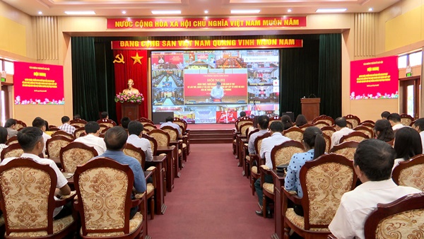 Hội nghị quán triệt, triển khai chỉ đạo của Ban Bí thư về lưu trữ, quản lý tài liệu trong quá trình sắp xếp tổ chức bộ máy của hệ thống chính trị ở địa phương- Ảnh 1.
