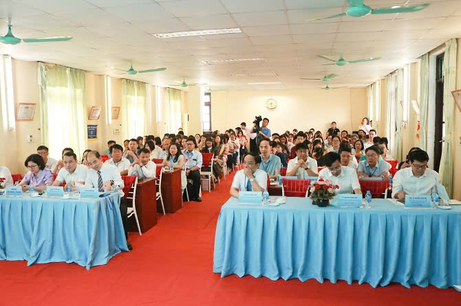 Hội thảo khoa học "Dược lâm sàng trong sử dụng thuốc"- Ảnh 3.