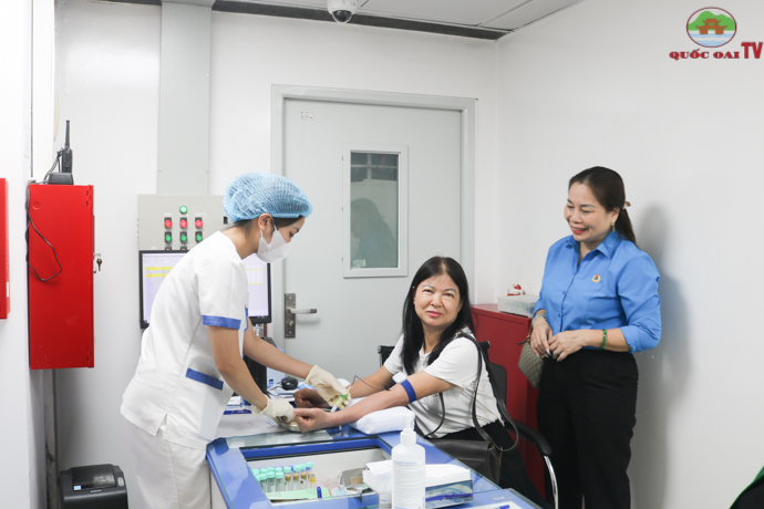 Liên đoàn lao động huyện phối hợp với Phòng khám Medlatec tổ chức khám sức khỏe cho 100 nữ công nhân, viên chức, lao động có hoàn cảnh khó khăn- Ảnh 2.