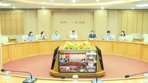 Hội nghị giao ban giữa Thường trực HĐND thành phố với Thường trực HĐND các quận, huyện, thị xã- Ảnh 1.