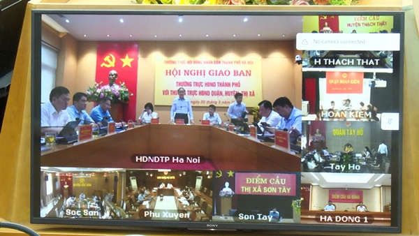 Hội nghị giao ban giữa Thường trực HĐND thành phố với Thường trực HĐND các quận, huyện, thị xã- Ảnh 4.