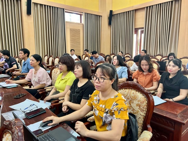 Hoài Đức tập huấn nghiệp vụ công tác văn phòng cấp ủy năm 2025- Ảnh 4.
