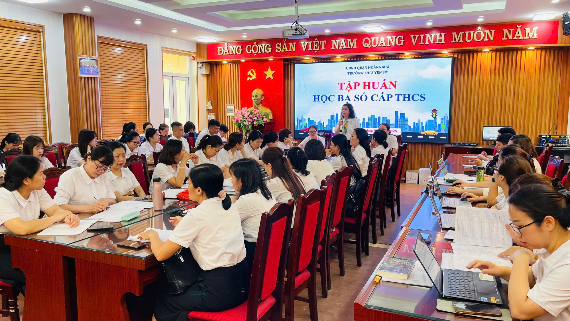 Tập huấn kí học bạ điện tử góp phần chuyển đổi số trong trường học- Ảnh 1.