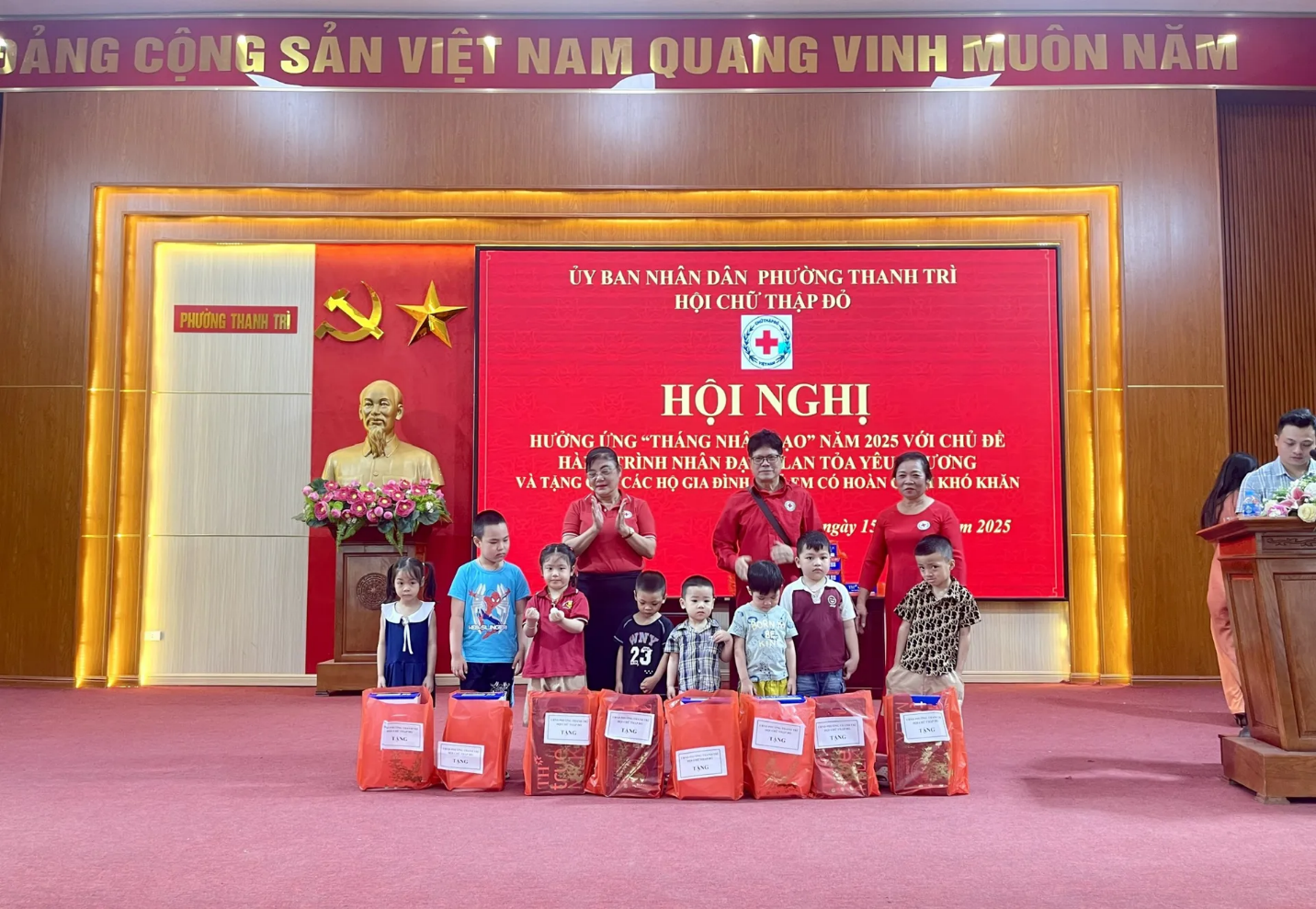Lễ phát động tháng hành động vì trẻ em và hoạt động thiếu nhi hè quận Hoàng Mai năm 2025- Ảnh 1.