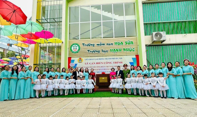 Chân dung người giữ lửa ngôi nhà chung mầm non Hoa Sữa Cô Hiệu trưởng Lương Thị Xuân- Ảnh 3.
