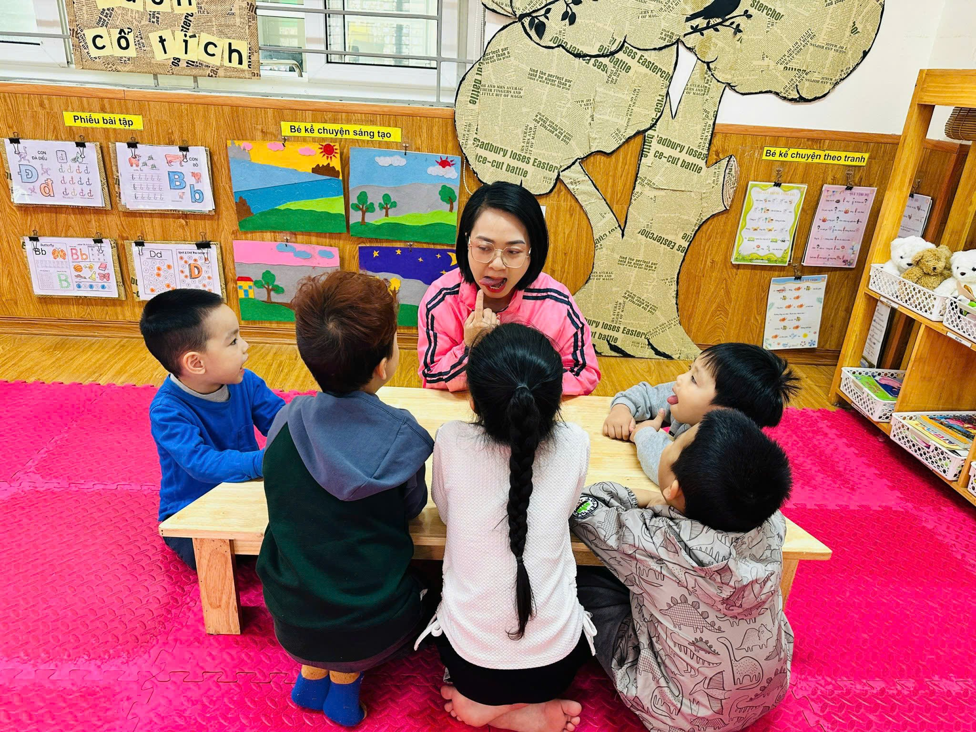 Cô giáo Nguyễn Thị Phương - Tài năng, tâm huyết trong giáo dục và nhiệt tình, đam mê với phong trào đoàn- Ảnh 3.