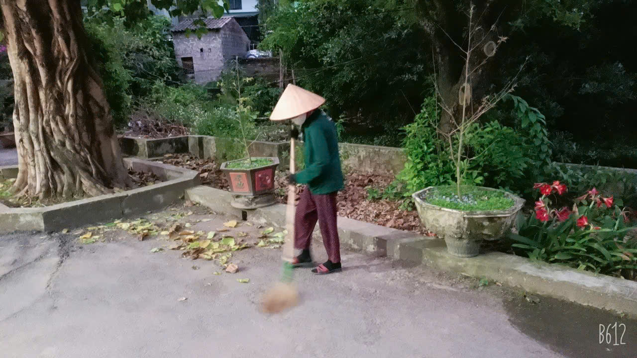 C:\Users\Admin\Desktop\Bà Cương 2.jpg