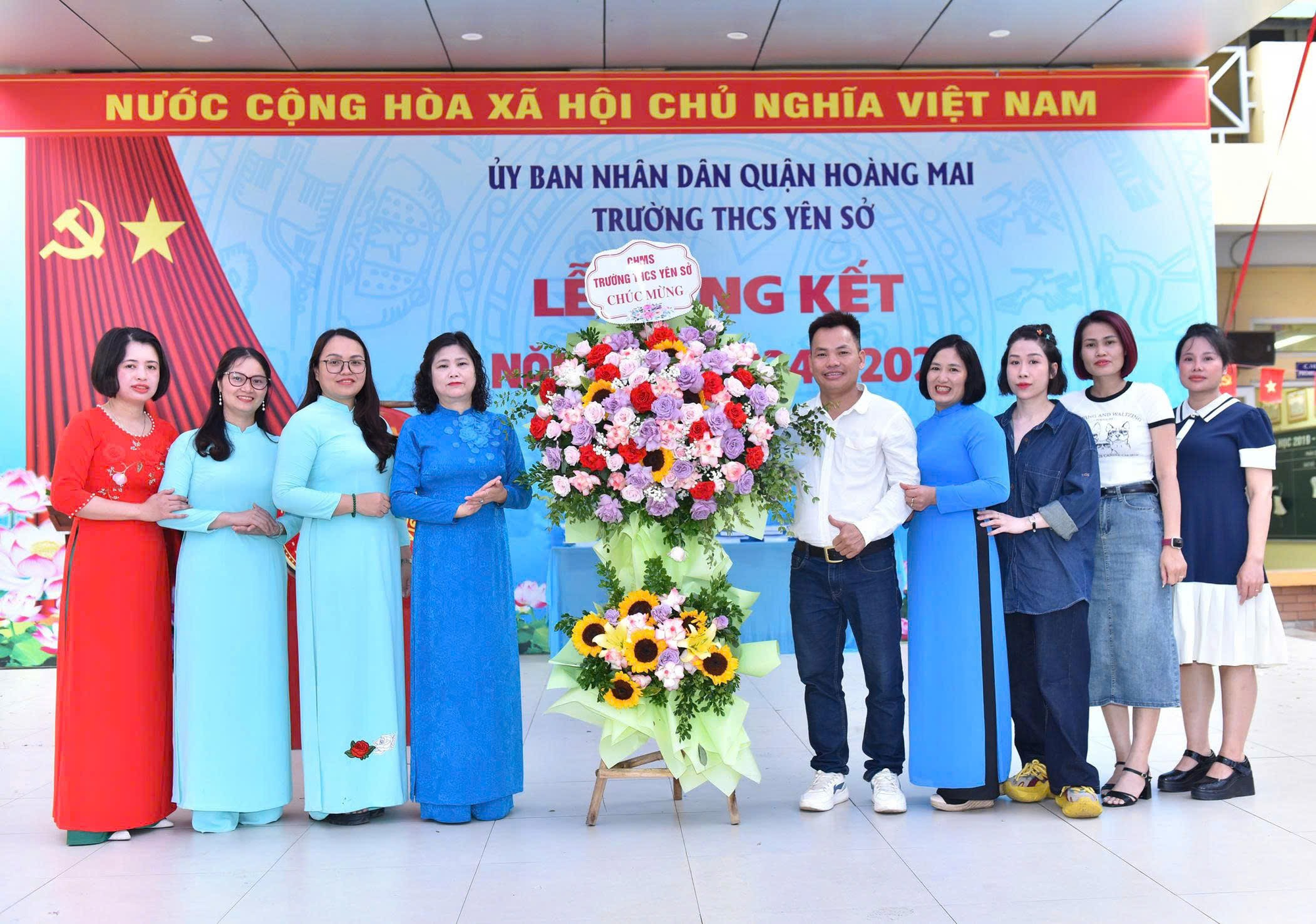 Trường THCS Yên Sở long trọng tổ chức lễ tổng kết năm học 2024 - 2025- Ảnh 1.