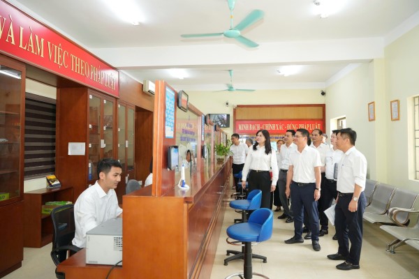 Huyện Gia Lâm vận hành thử nghiệm mô hình chính quyền địa phương hai cấp tại các đơn vị hành chính mới- Ảnh 2.