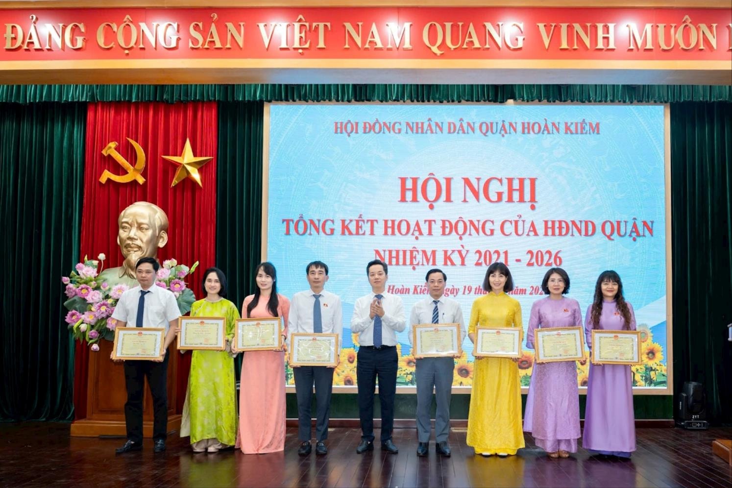 Hoàn Kiếm: Tỷ lệ giải quyết kiến nghị của cử tri đạt hơn 91%- Ảnh 3.