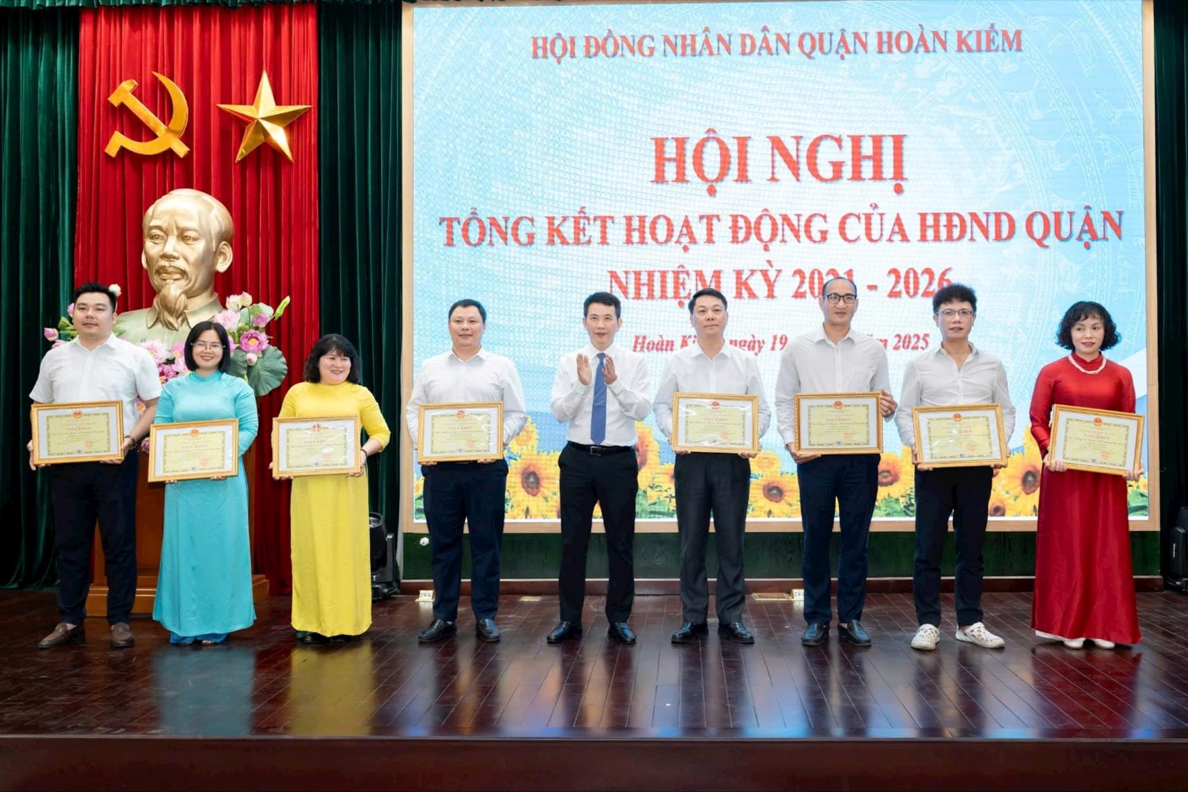 Hoàn Kiếm: Tỷ lệ giải quyết kiến nghị của cử tri đạt hơn 91%- Ảnh 4.