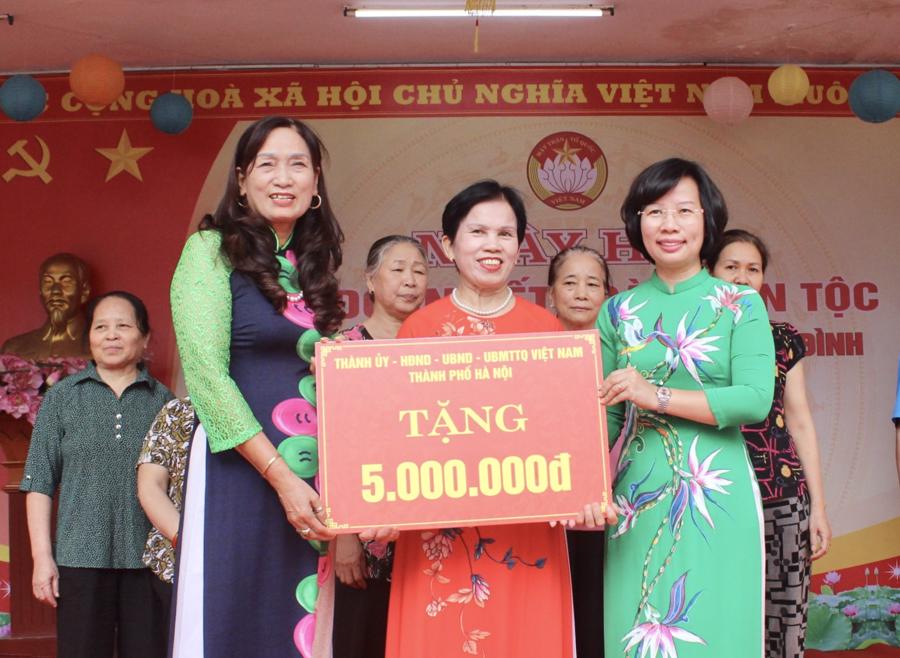 Tưng bừng Ngày hội đại đoàn kết toàn dân tộc tại quận Thanh Xuân- Ảnh 1.