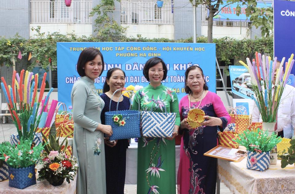 Tưng bừng Ngày hội đại đoàn kết toàn dân tộc tại quận Thanh Xuân- Ảnh 6.