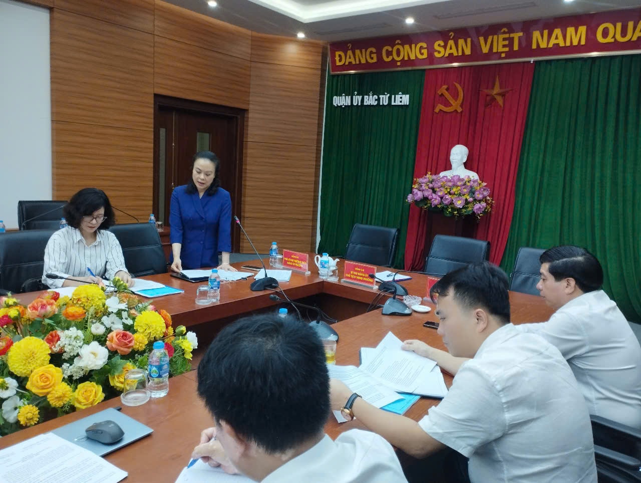 Bắc Từ Liêm vận hành thử nghiệm chính quyền 5 phường mới theo 10 nội dung- Ảnh 1.