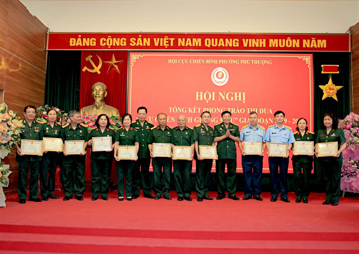 HỘI CCB PHƯỜNG PHÚ THƯỢNG ( QUẬN TÂY HỒ): PHONG TRÀO THI ĐUA THỰC SỰ LÀ ĐỘNG LỰC MẠNH, GÓP PHẦN THỰC HIỆN HIỆU QUẢ CÁC NHIỆM VỤ- Ảnh 5.