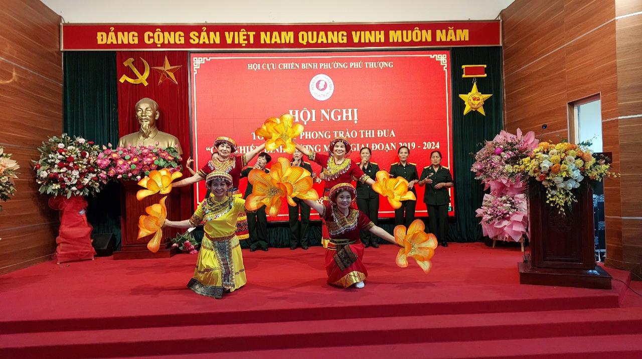 HỘI CCB PHƯỜNG PHÚ THƯỢNG ( QUẬN TÂY HỒ): PHONG TRÀO THI ĐUA THỰC SỰ LÀ ĐỘNG LỰC MẠNH, GÓP PHẦN THỰC HIỆN HIỆU QUẢ CÁC NHIỆM VỤ- Ảnh 10.