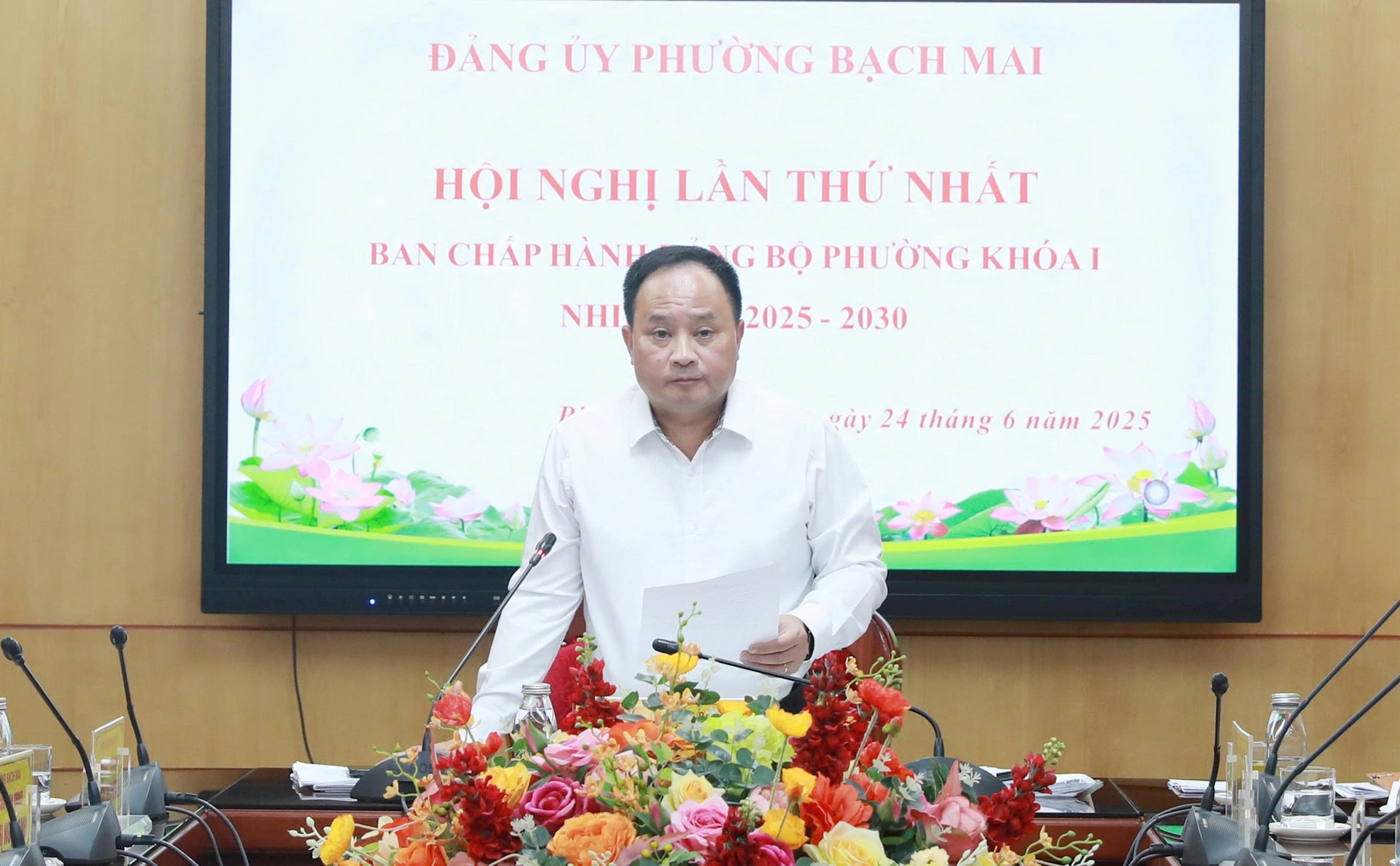 Cán bộ, công chức quận Hai Bà Trưng sẵn sàng cho mô hình phường mới- Ảnh 3.