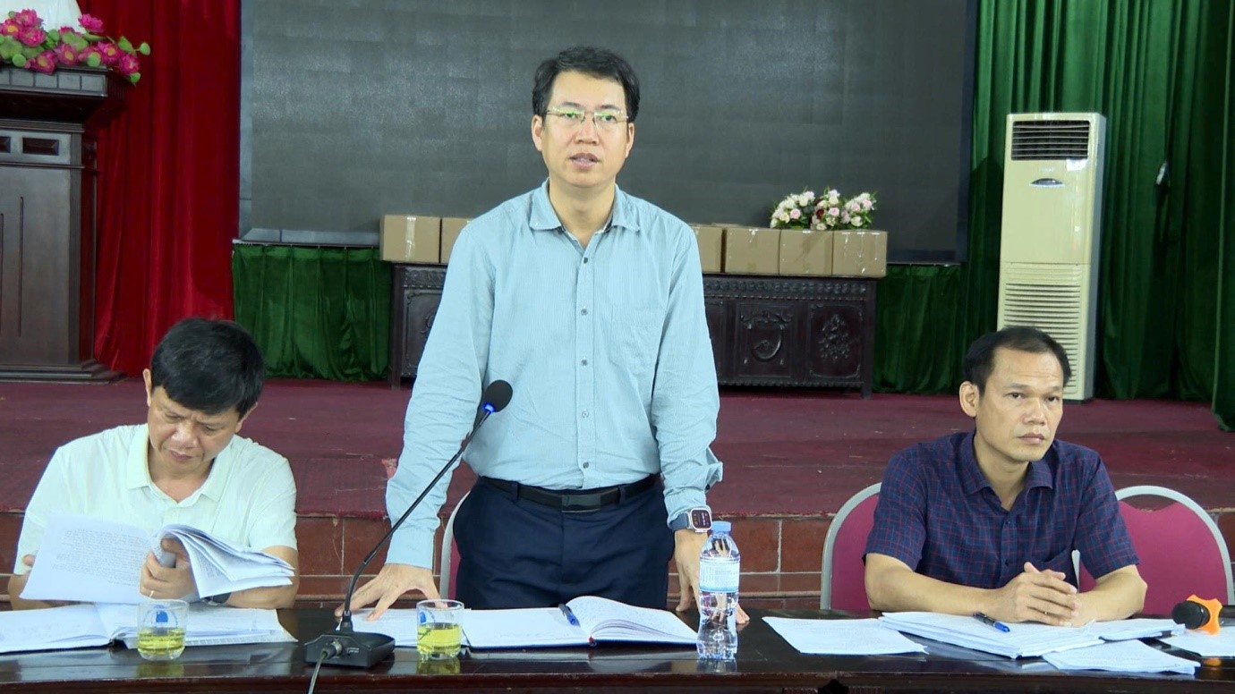 Chủ tịch UBND huyện Hoài Đức Nguyễn Hoàng Trường đối thoại với công dân thôn Phú Vinh về kết quả kiểm tra, giải quyết đơn của công dân- Ảnh 5.