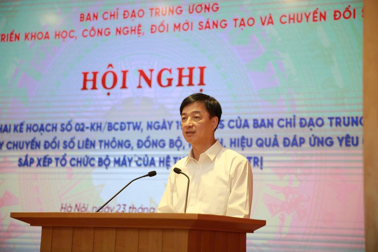 Hội nghị quán triệt triển khai Kế hoạch thúc đẩy chuyển đổi số đáp ứng yêu cầu sắp xếp tổ chức bộ máy của hệ thống chính trị- Ảnh 5.