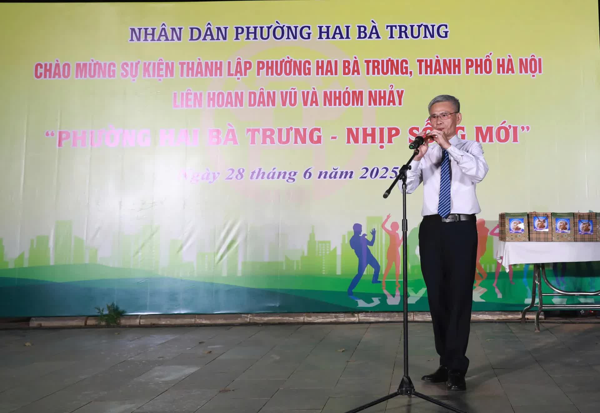 Cán bộ, Nhân dân phường Hai Bà Trưng vui mừng chào đón sự kiện thành lập phường- Ảnh 6.