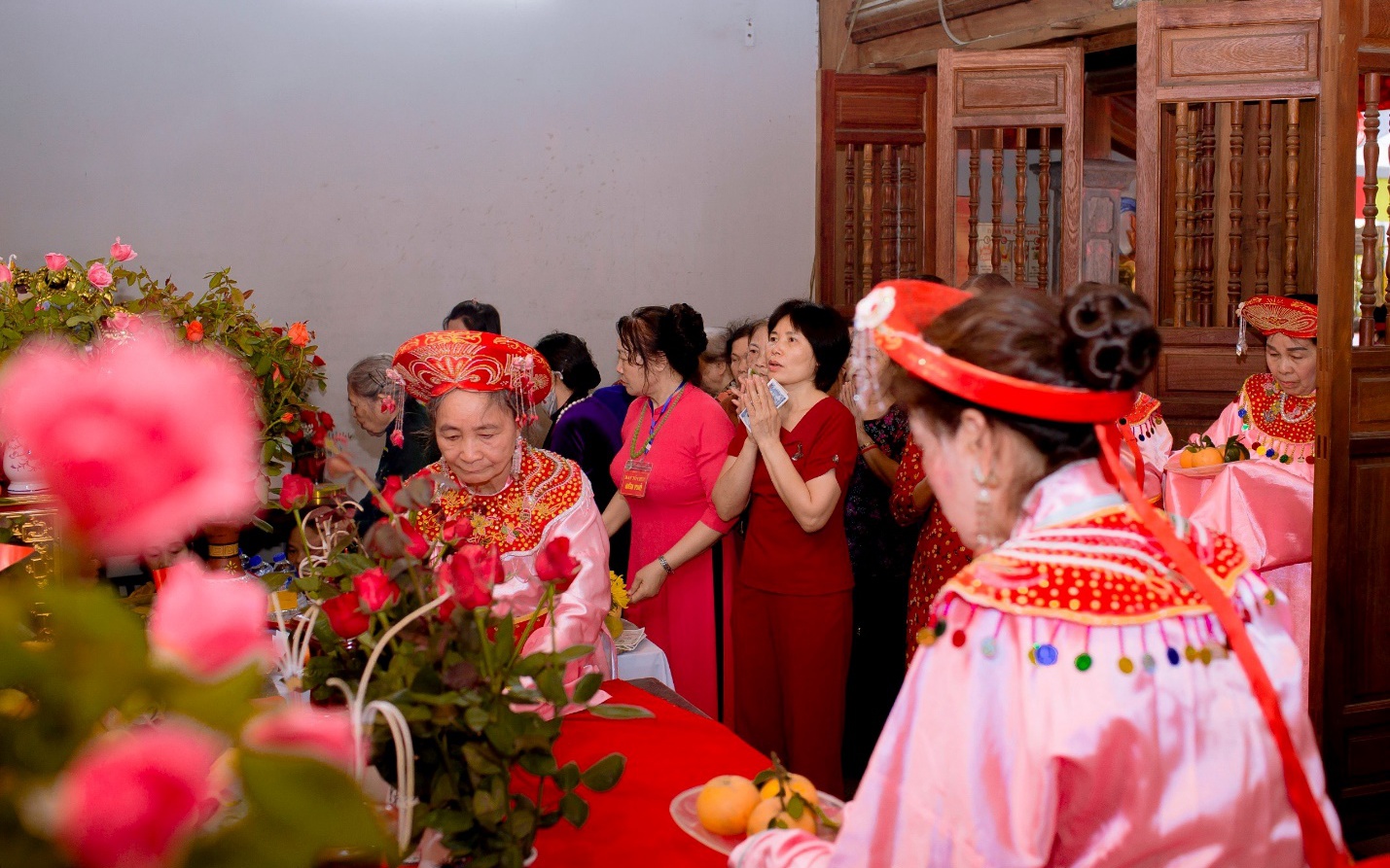 Đền Phủ Đông Trù