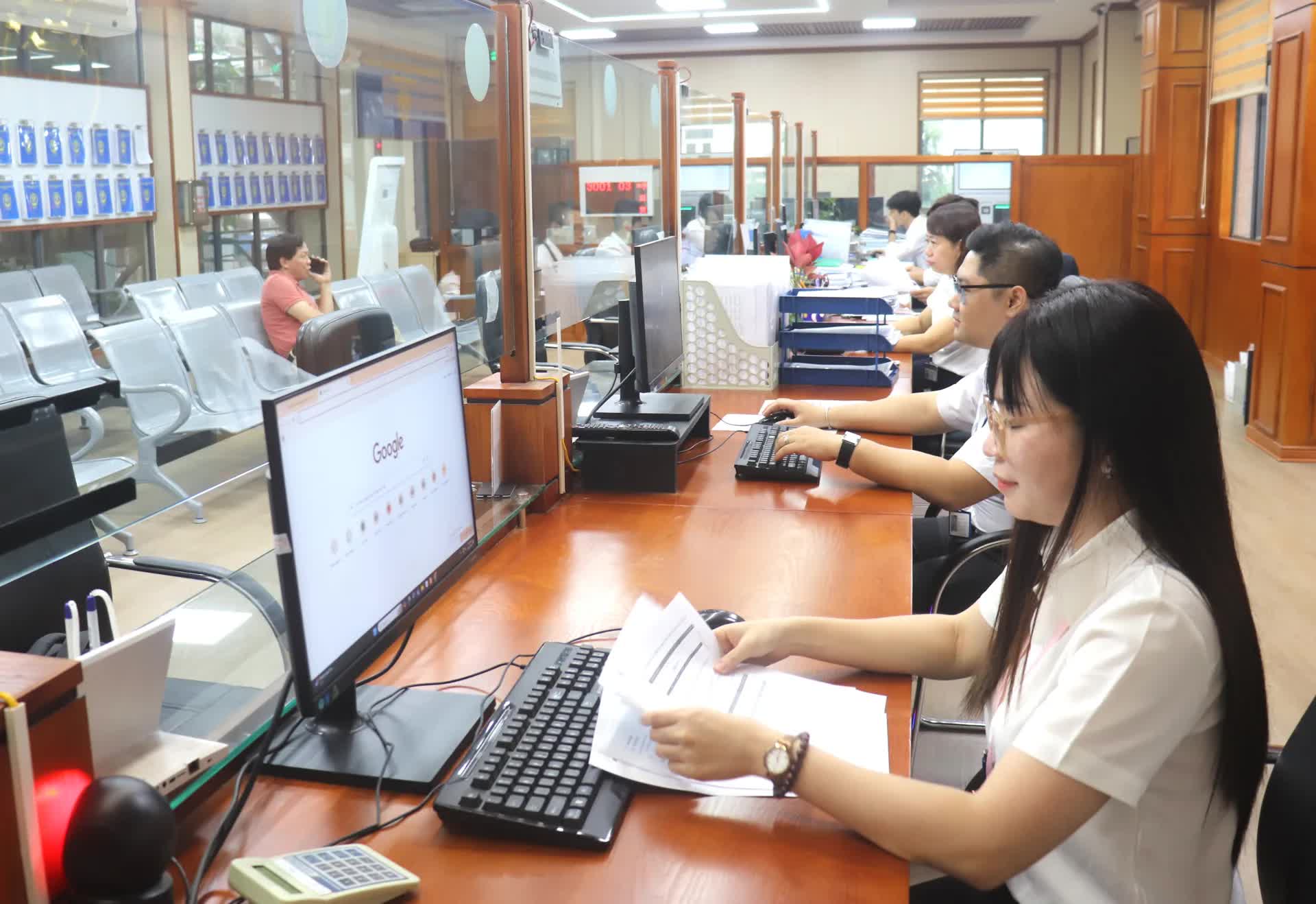 Hà Nội triển khai Công điện của Thủ tướng: bảo đảm hệ thống thông tin phục vụ chính quyền địa phương hai cấp không gián đoạn- Ảnh 1.