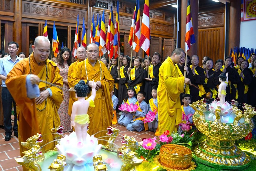 Lễ rước Phật đặc biệt và đáng nhớ của Tổ đình Hồng Phúc - Hòe Nhai- Ảnh 25.