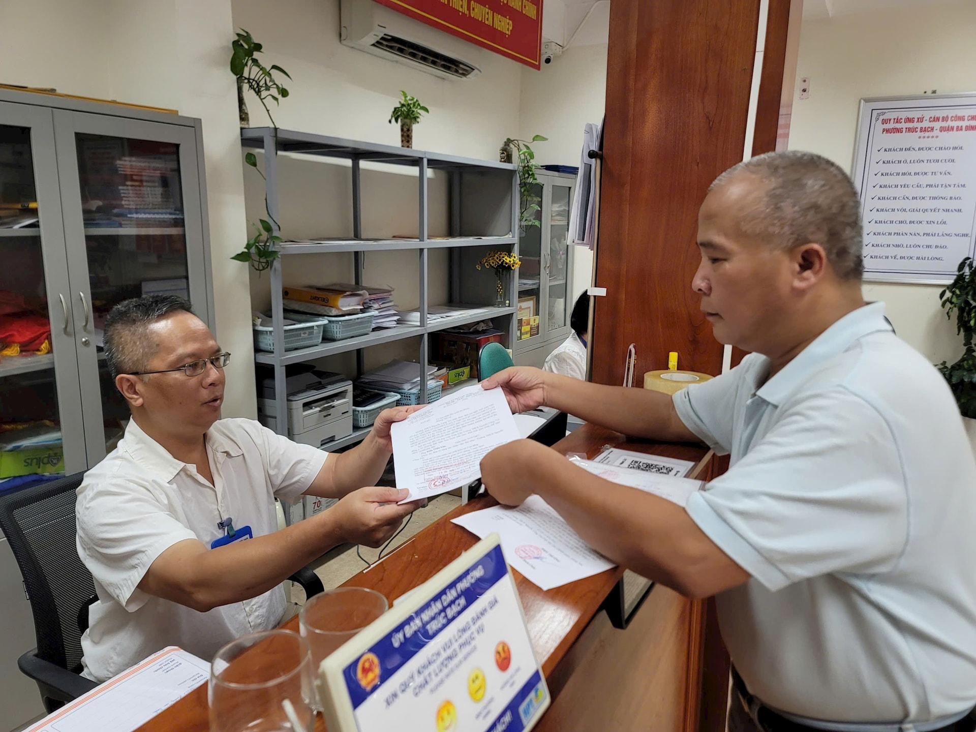 Vận hành thử nghiệm chính quyền 3 phường mới tại Ba Đình:Nghiêm túc, bài bản, hiệu quả- Ảnh 3.