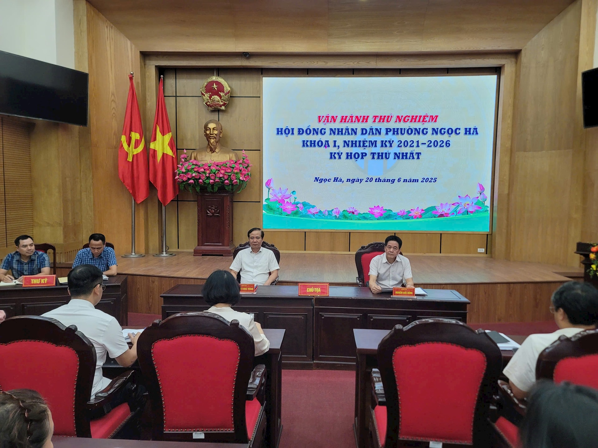 Vận hành thử nghiệm chính quyền 3 phường mới tại Ba Đình:Nghiêm túc, bài bản, hiệu quả- Ảnh 6.