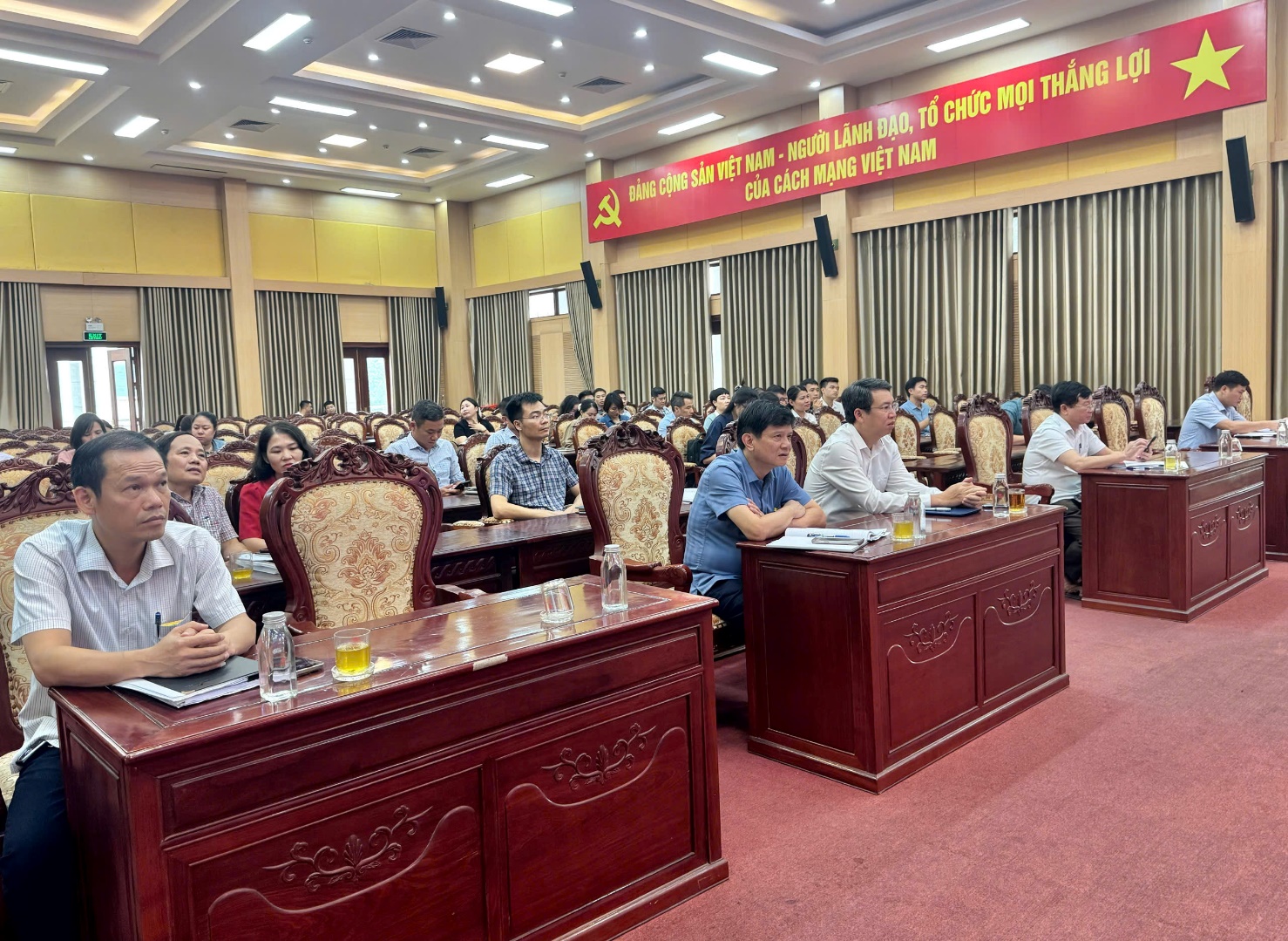Xã Hoài Đức (mới) dự hội nghị sơ kết rút kinh nghiệm giai đoạn vận hành thử nghiệm mô hình chính quyền địa phương 2 cấp trên địa bàn do Thành uỷ tổ chức- Ảnh 2.