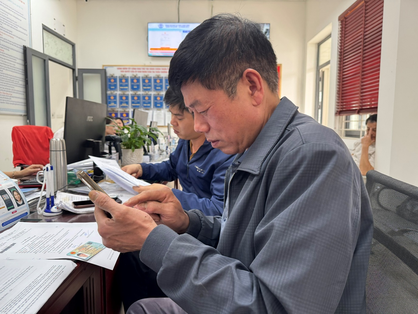 https://thuongtin.hanoi.gov.vn/documents/7621318/7841768/%C3%B4ng+ph%C3%B3ng.jpg/c5a305bb-6bf8-4f51-9611-708fa8c4df36?t=1744364388803