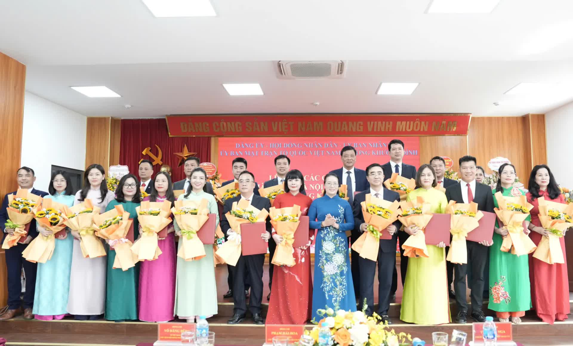 Đồng chí Võ Đăng Dũng giữ chức Bí thư Đảng ủy phường Khương Đình- Ảnh 1.