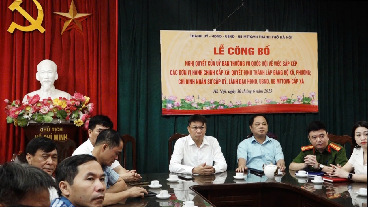 C:\Users\User\Desktop\hs\CT 1.7\z6756332924972_20c62cc55212b7f7db52e14154bec33f.jpg