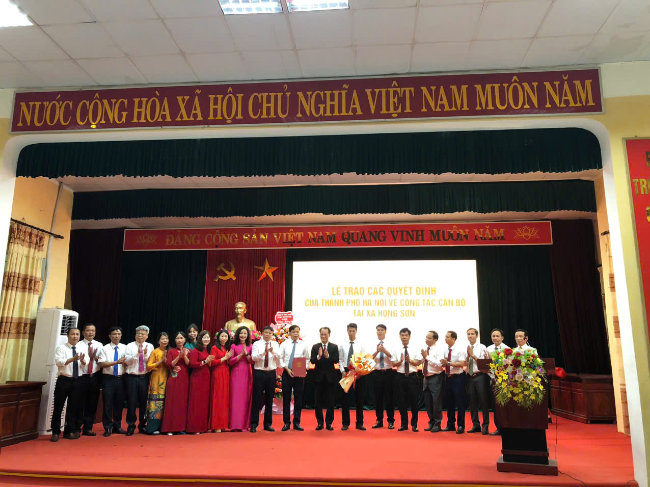 C:\Users\User\Desktop\hs\CT 1.7\z6757124286758_67aeff616b23b93a99688ae76bf5b660.jpg