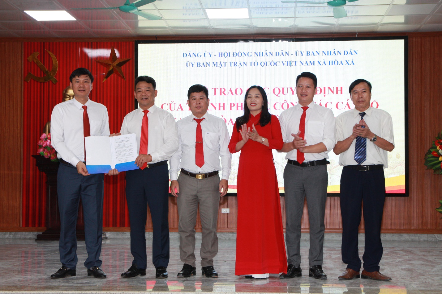 Công bố quyết định thành lập xã Hòa Xá: Tạo nền tảng tổ chức chính quyền vững mạnh từ cơ sở- Ảnh 6.