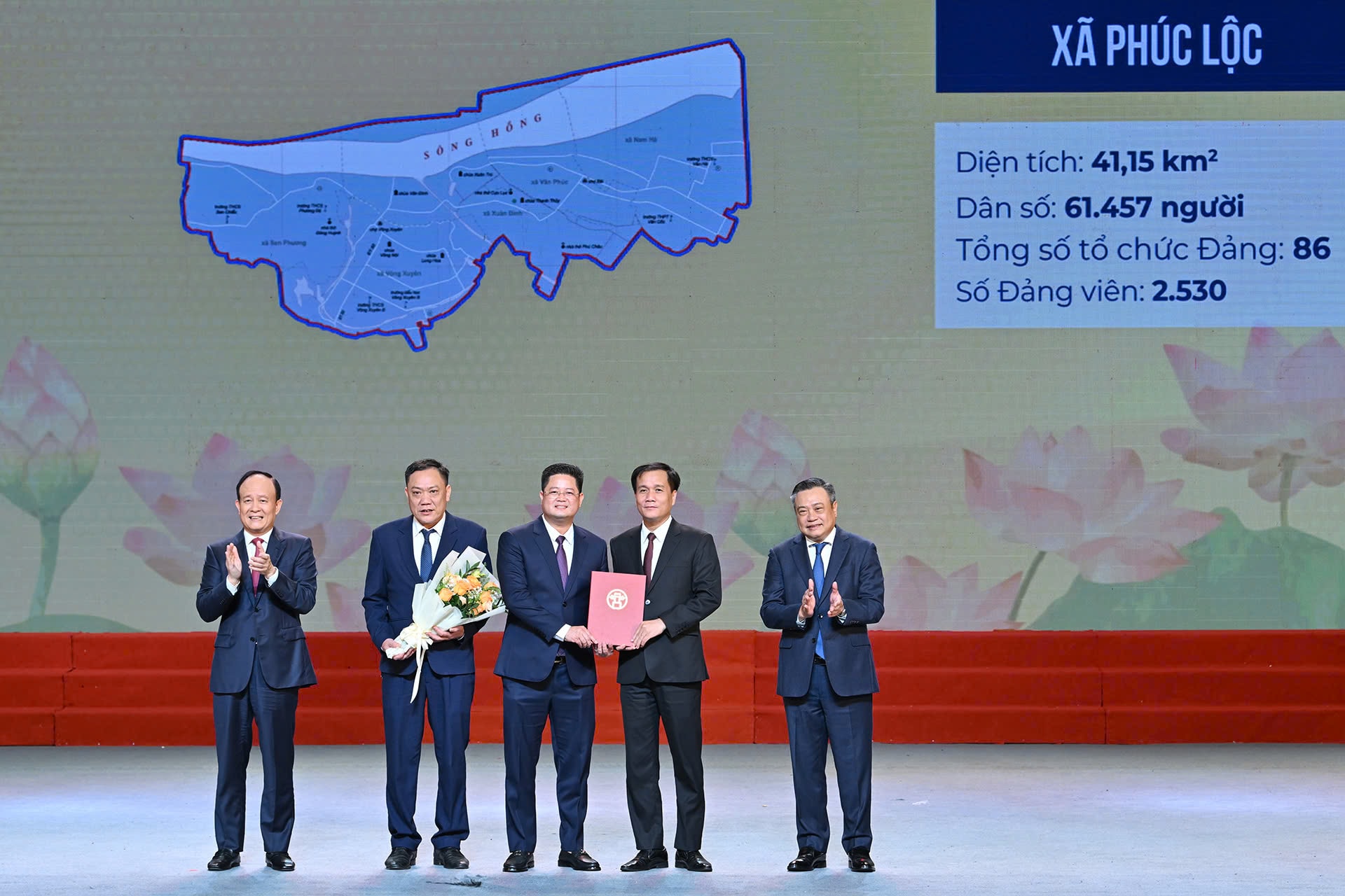 Đón nhận Quyết định về thành lập xã Quang Minh mới- Ảnh 13.