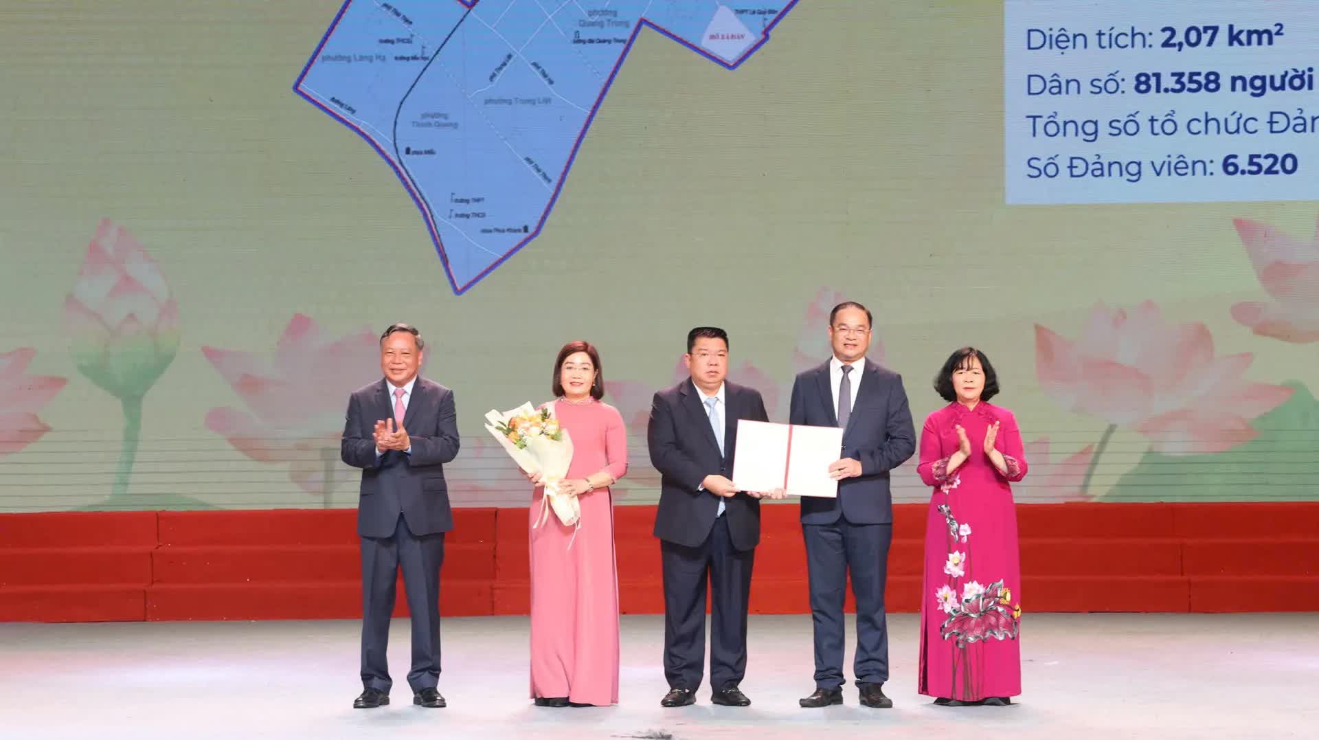 Hà Nội công bố 126 đơn vị hành chính xã, phường mới cùng đội ngũ cán bộ chủ chốt- Ảnh 13.