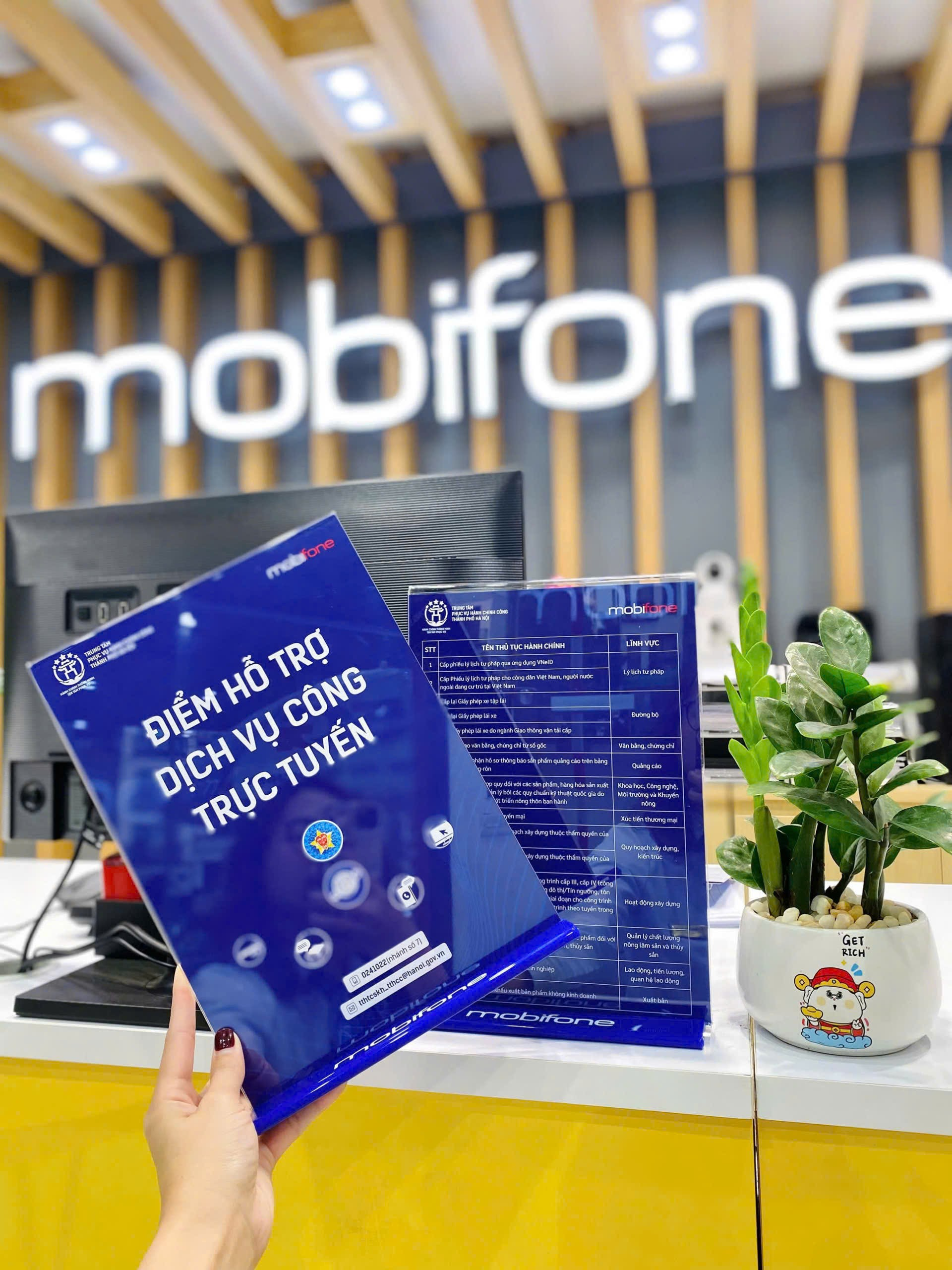 Từ 01/6-30/8: Hộ kinh doanh ở Hà Nội được tặng 6 tháng sử dụng chữ ký số miễn phí và 300 hóa đơn điện tử miễn phí- Ảnh 2.