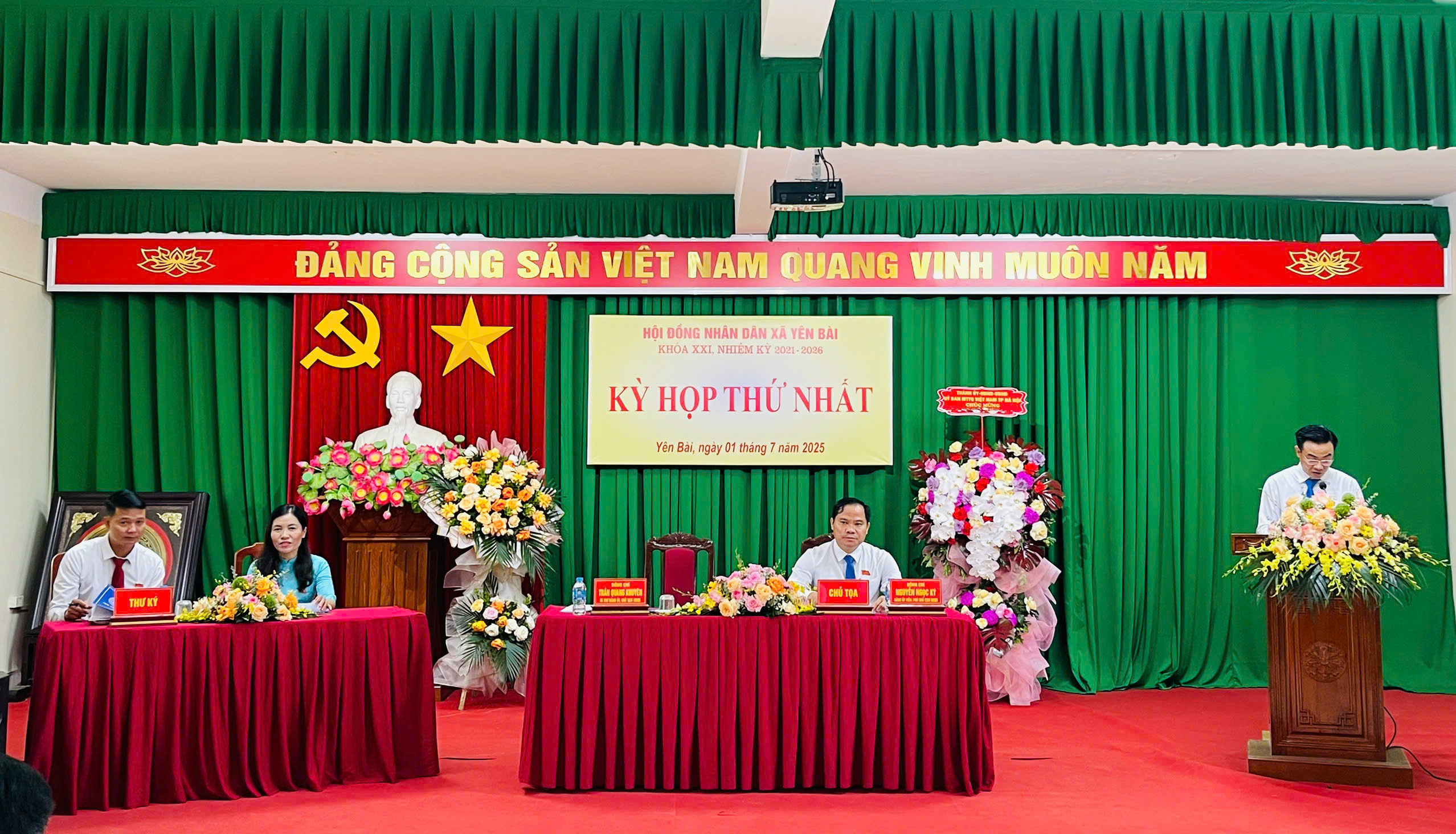 HỘI ĐỒNG NHÂN DÂN XÃ YÊN BÀI KHÓA XXI 
(NHIỆM KỲ 2021–2026) TỔ CHỨC KỲ HỌP THỨ NHẤT- Ảnh 1.