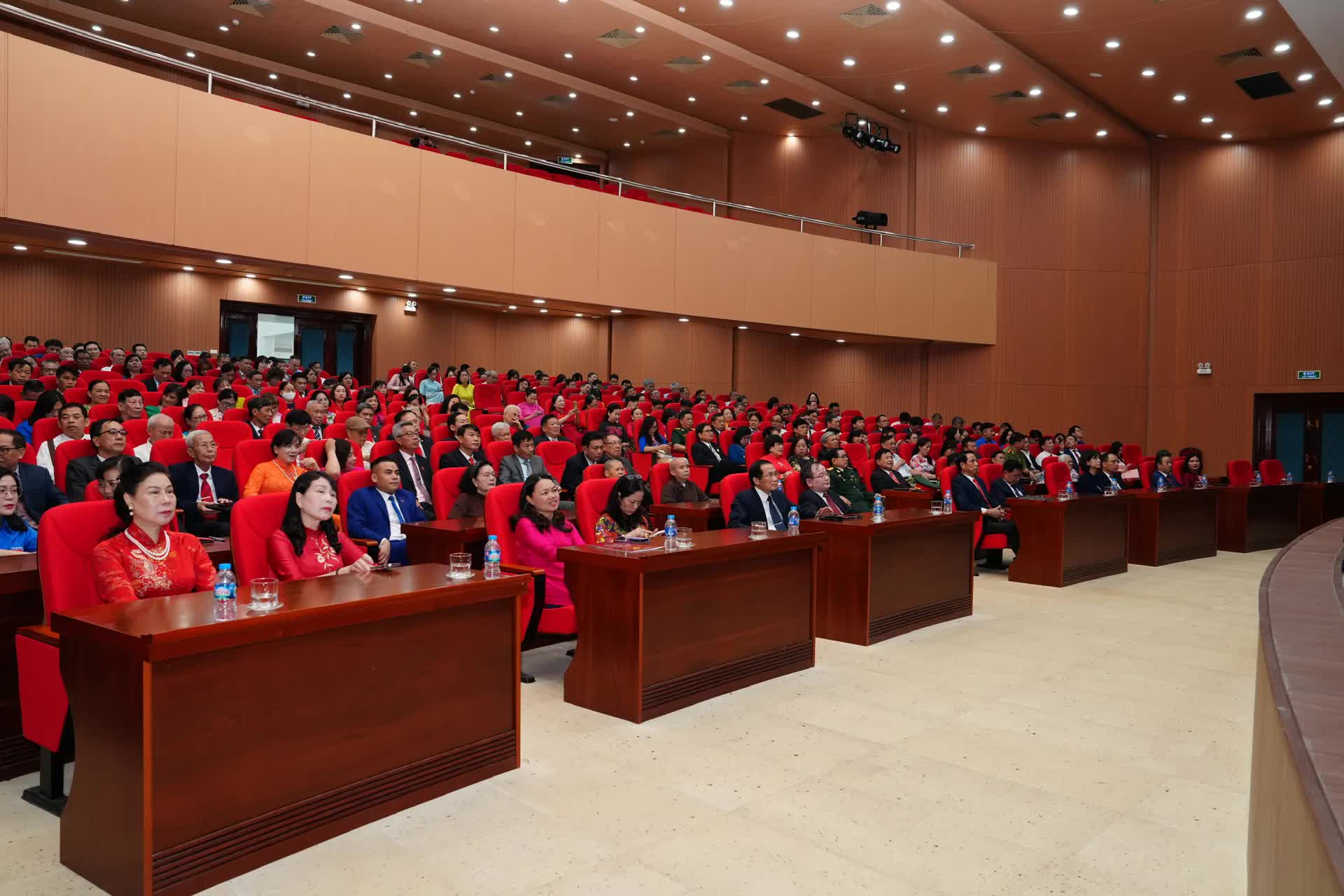 Hà Nội trao quyết định nhân sự, phường Xuân Phương sẵn sàng vận hành chính quyền mới- Ảnh 5.