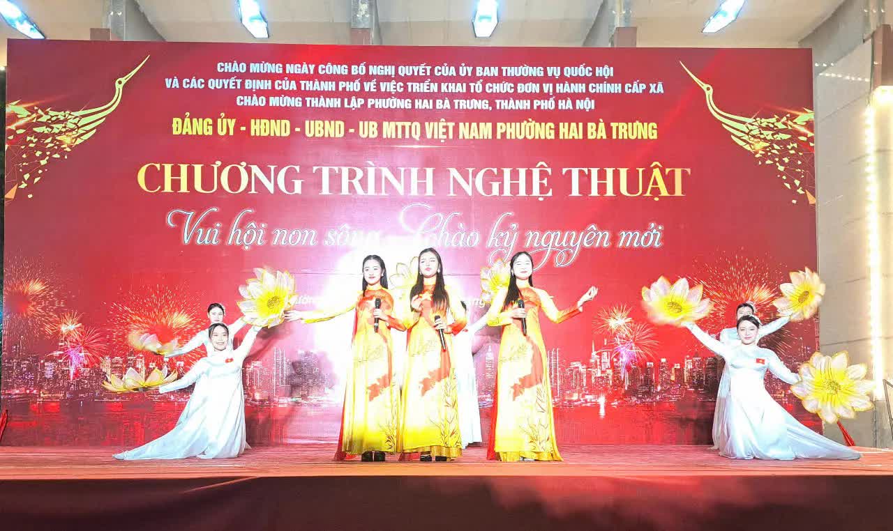 Phường Hai Bà Trưng “Vui hội non sông - Chào kỷ nguyên mới”- Ảnh 4.