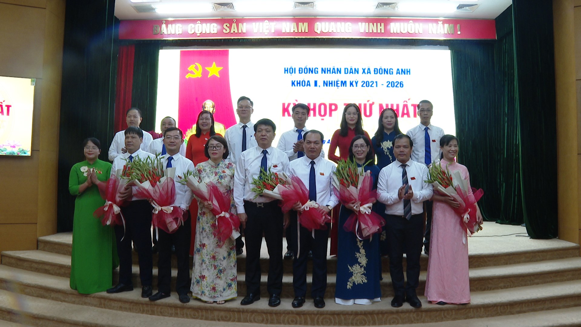 Kỳ họp thứ nhất HĐND xã Đông Anh khóa I, nhiệm kỳ 2021 – 2026- Ảnh 2.
