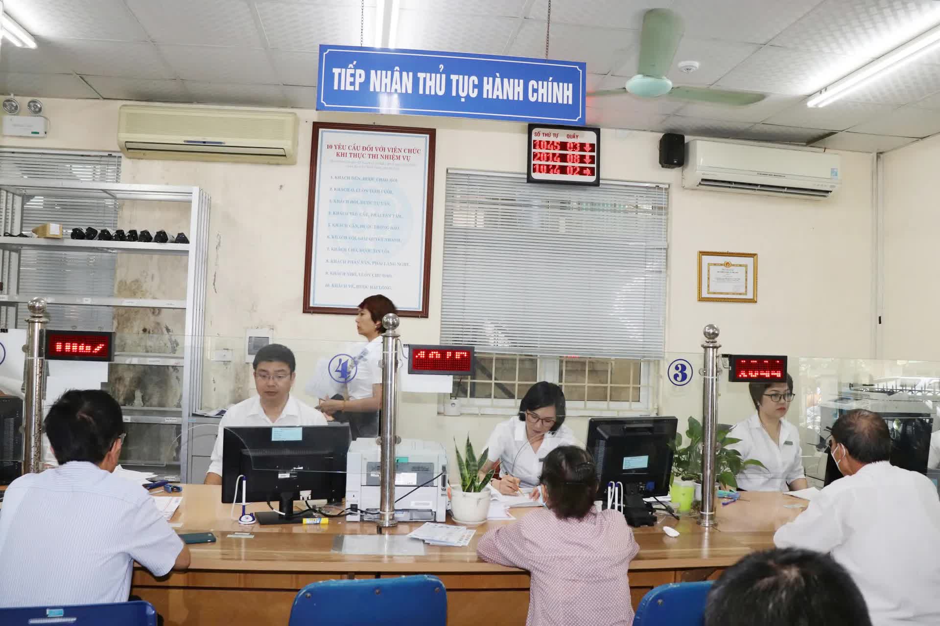 Hà Nội trao quyết định nhân sự, phường Xuân Phương sẵn sàng vận hành chính quyền mới- Ảnh 6.