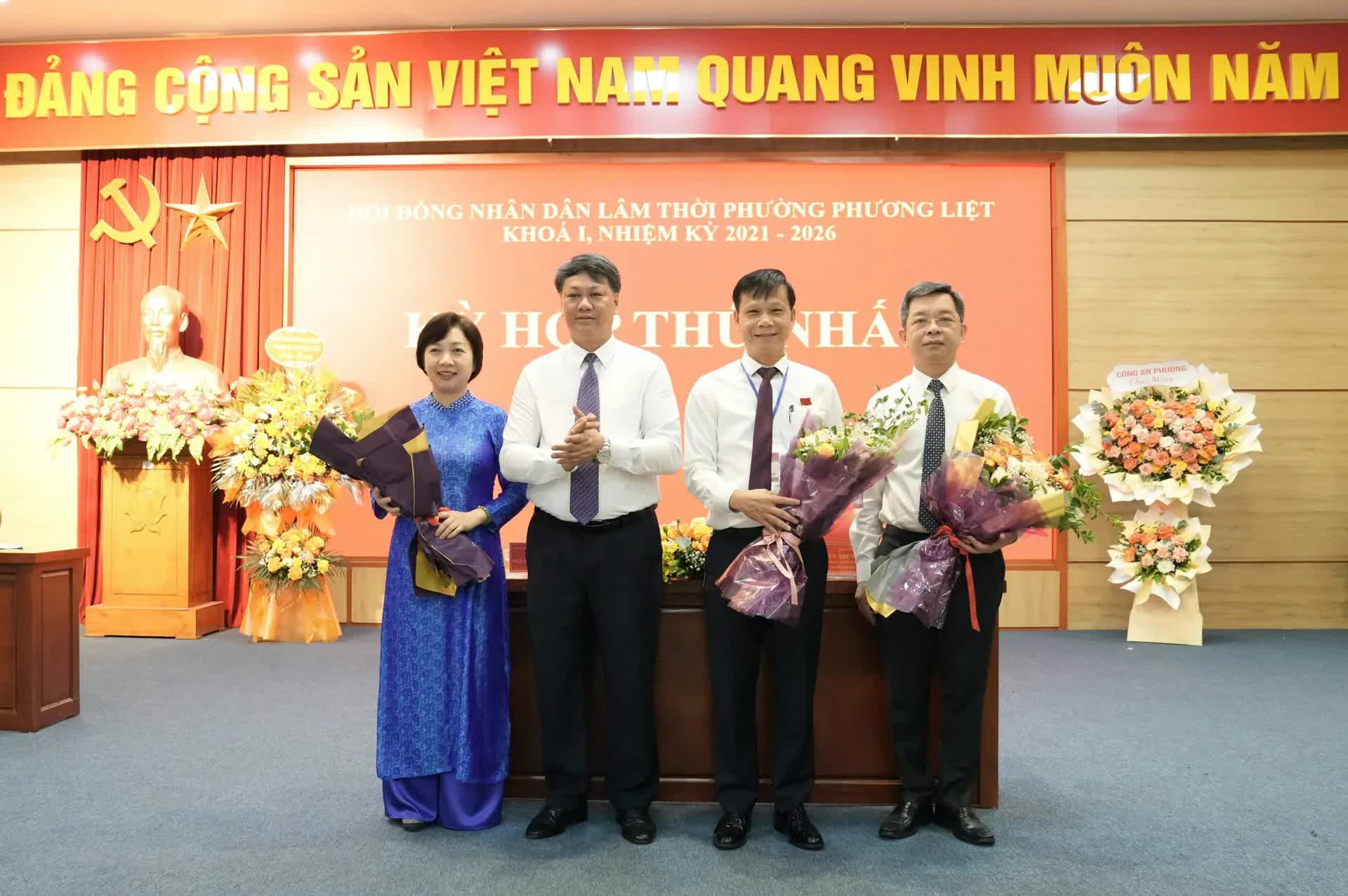 Phường Phương Liệt: vận hành thông suốt trong ngày đầu thực hiện chính quyền 2 cấp- Ảnh 3.