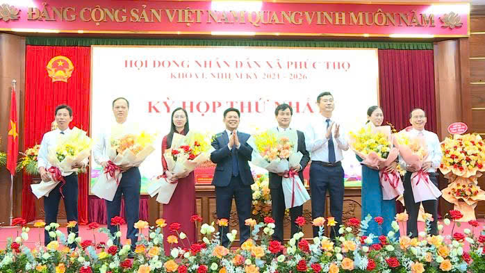HĐND xã Phúc Thọ tổ chức Kỳ họp thứ Nhất khoá I, nhiệm kỳ 2021–2026- Ảnh 6.