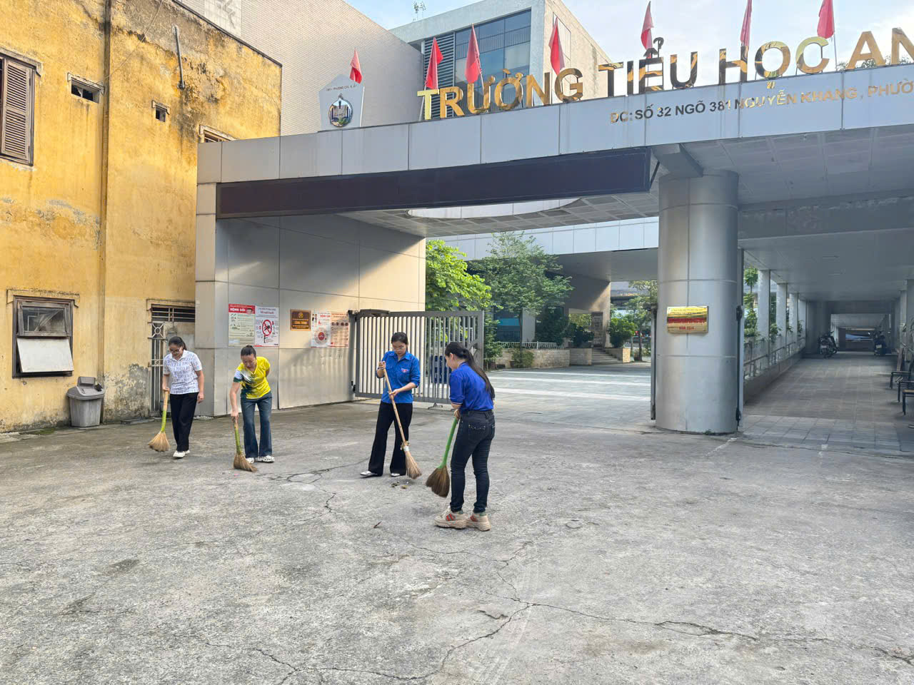 TRƯỜNG TIỂU HỌC AN HÒA HƯỞNG ỨNG TỔNG VỆ SINH MÔI TRƯỜNG CHÀO MỪNG ĐẠI HỘI ĐẢNG- Ảnh 3.